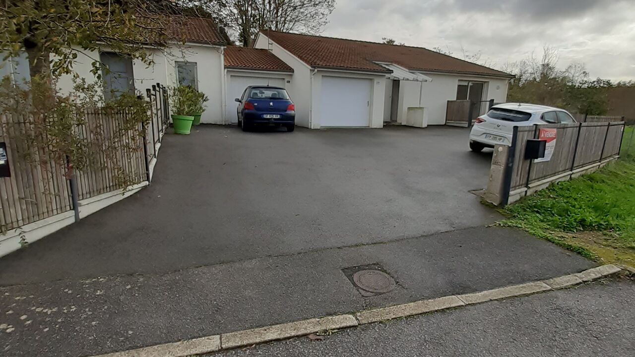 maison 3 pièces 65 m2 à vendre à Airvault (79600)