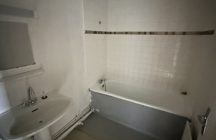 Vente appartement 2 pièces 60 m² La Rochelle (17000) — photo 2
