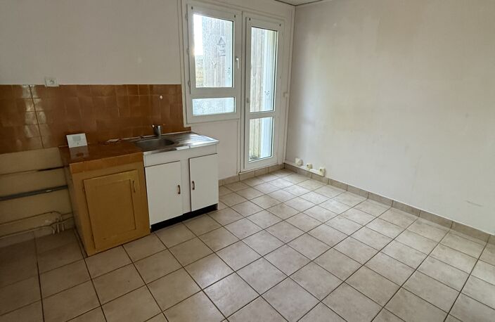 Vente maison 4 pièces 78 m² La Rochelle (17000) — photo 3