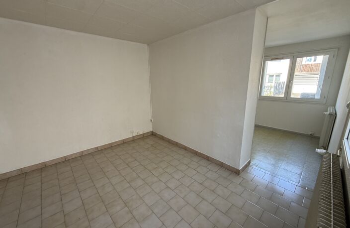 Vente maison 3 pièces 62 m² La Rochelle (17000) — photo 2