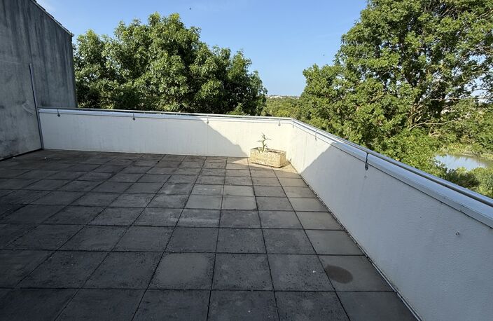 Vente appartement 4 pièces 80 m² La Rochelle (17000) — photo 5