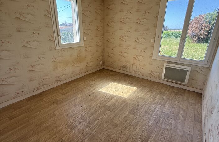 Vente maison 4 pièces 84 m² Luché-sur-Brioux (79170) — photo 4