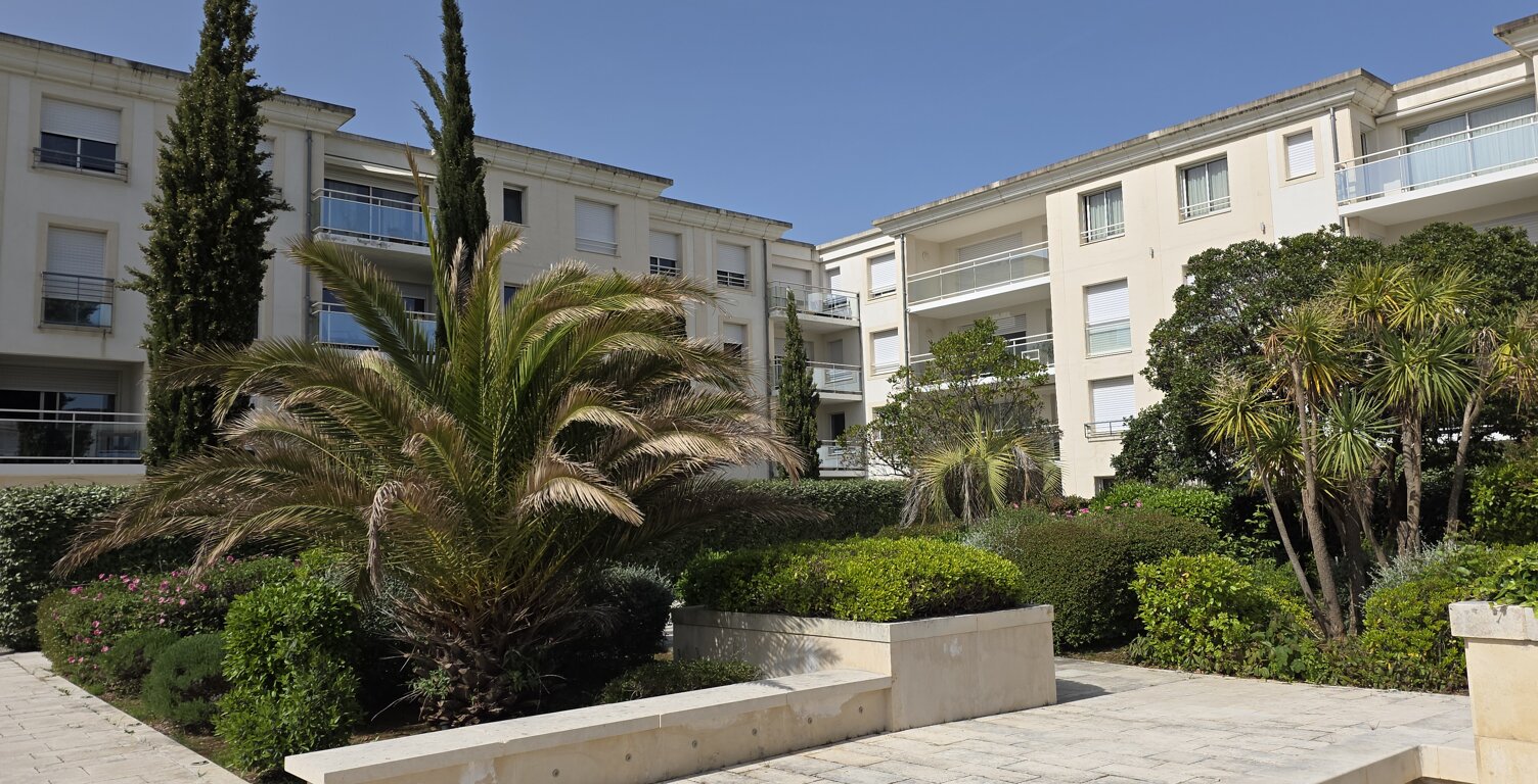Location appartement 4 pièces 85 m² à La Rochelle (17000) — photo 1