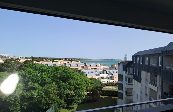 Vente appartement 3 pièces 67 m² La Rochelle (17000) — photo 2