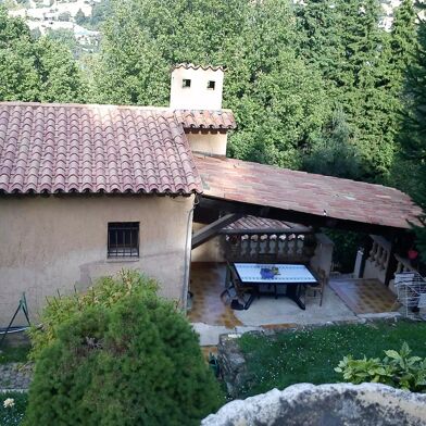 Maison  685000 €