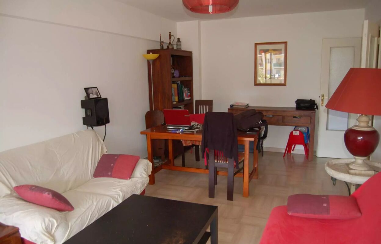 appartement 3 pièces 70 m2 à vendre à Nice (06100)
