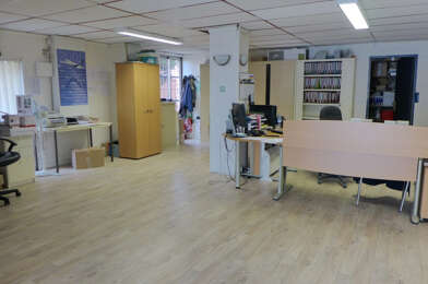 Commerce  297000 €