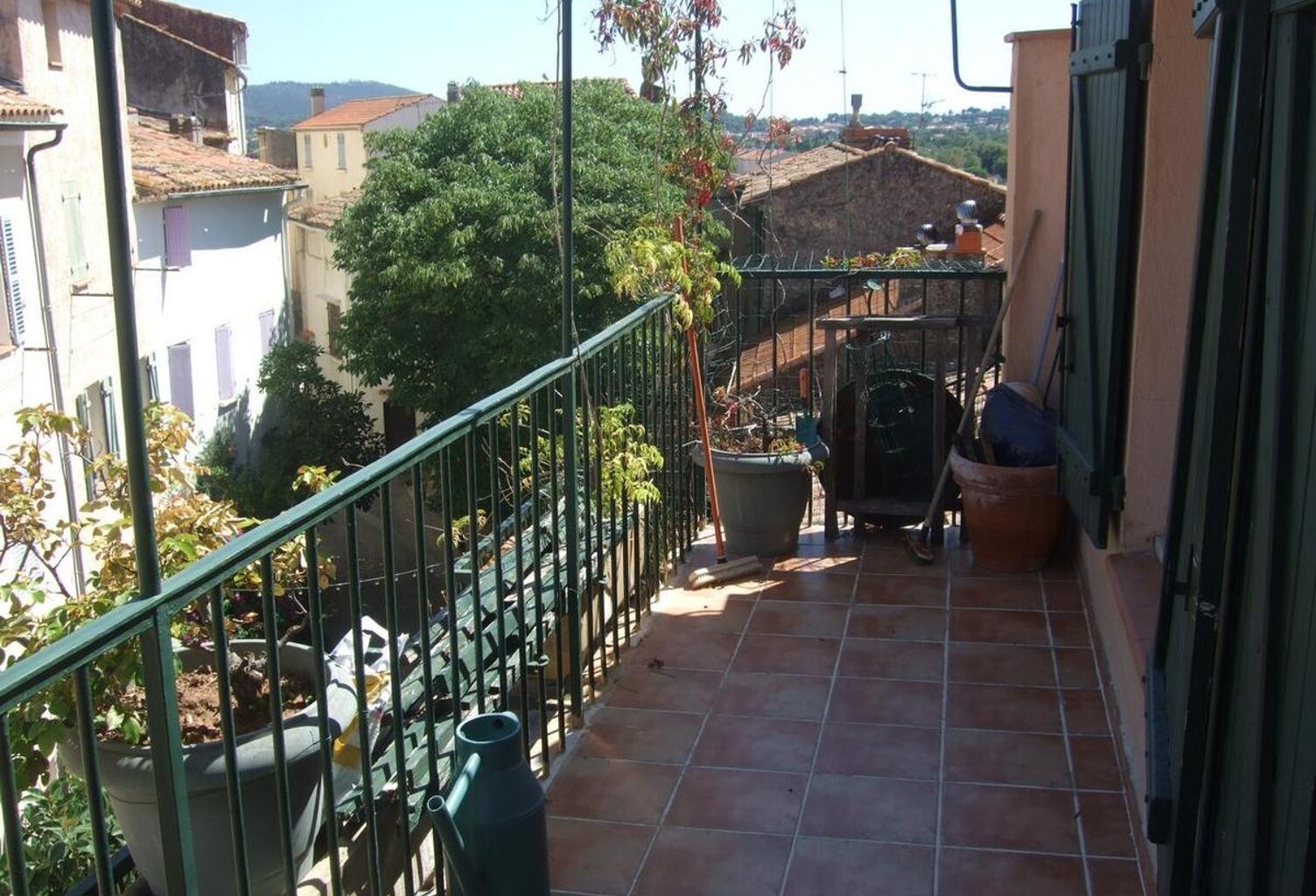 Maison de ville avec terrasse et studio indépendant — photo 1