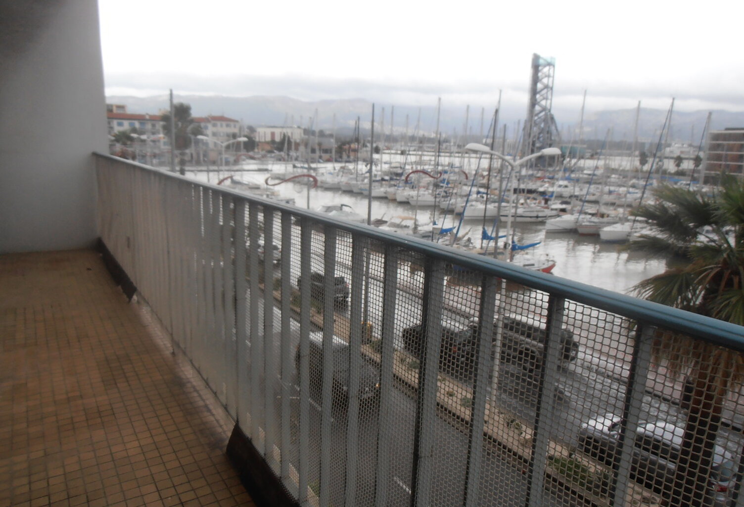 Appartement type 2 traversant en parfait état sur le port de la — photo 1