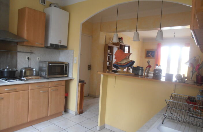 Appartement type 2 traversant en parfait état sur le port de la — photo 3