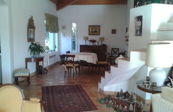 Maison T7 en excellent état — photo 2
