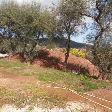 Terrain  179000 €