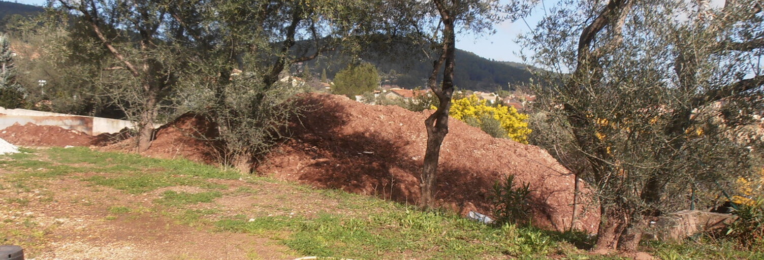 Terrain  460 m² à vendre à Solliès-Pont (83210)