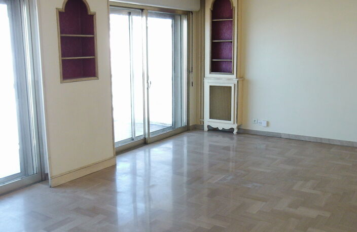 Location T3 Toulon La Rode — photo 3