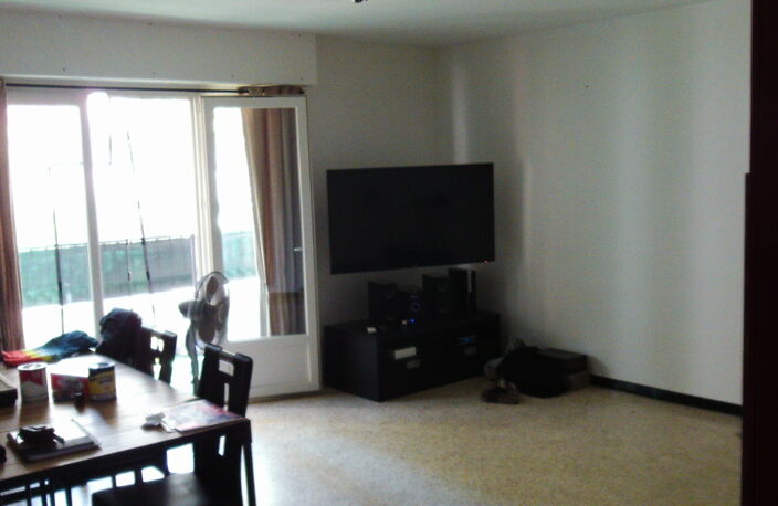 Appartement T2 + Terrasse et cave — photo 2