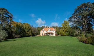 Maison 20 Pièces 650 m² à vendre à Trévoux (01600)