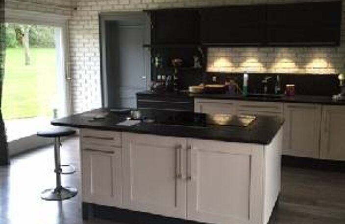 Vente maison 5 pièces 254 m² Épouville (76133) — photo 2