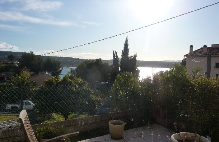Vente appartement 2 pièces 42 m² Bandol (83150) — photo 2