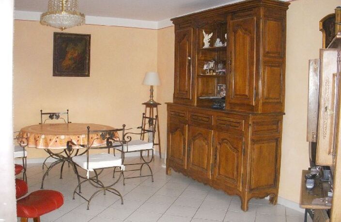 Vente appartement 3 pièces 82 m² Sanary-sur-Mer (83110) — photo 5