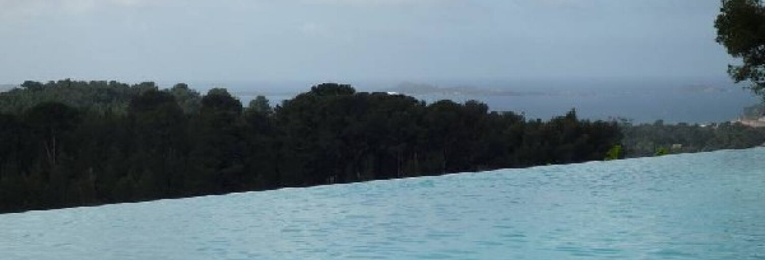 Maison  280 m² à vendre à Sanary-sur-Mer (83110)