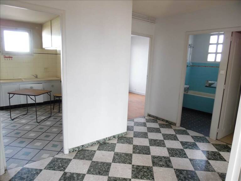 A VENDRE - Appartement — photo 1
