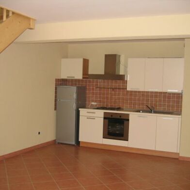 Appartement 3 pièces 790 €