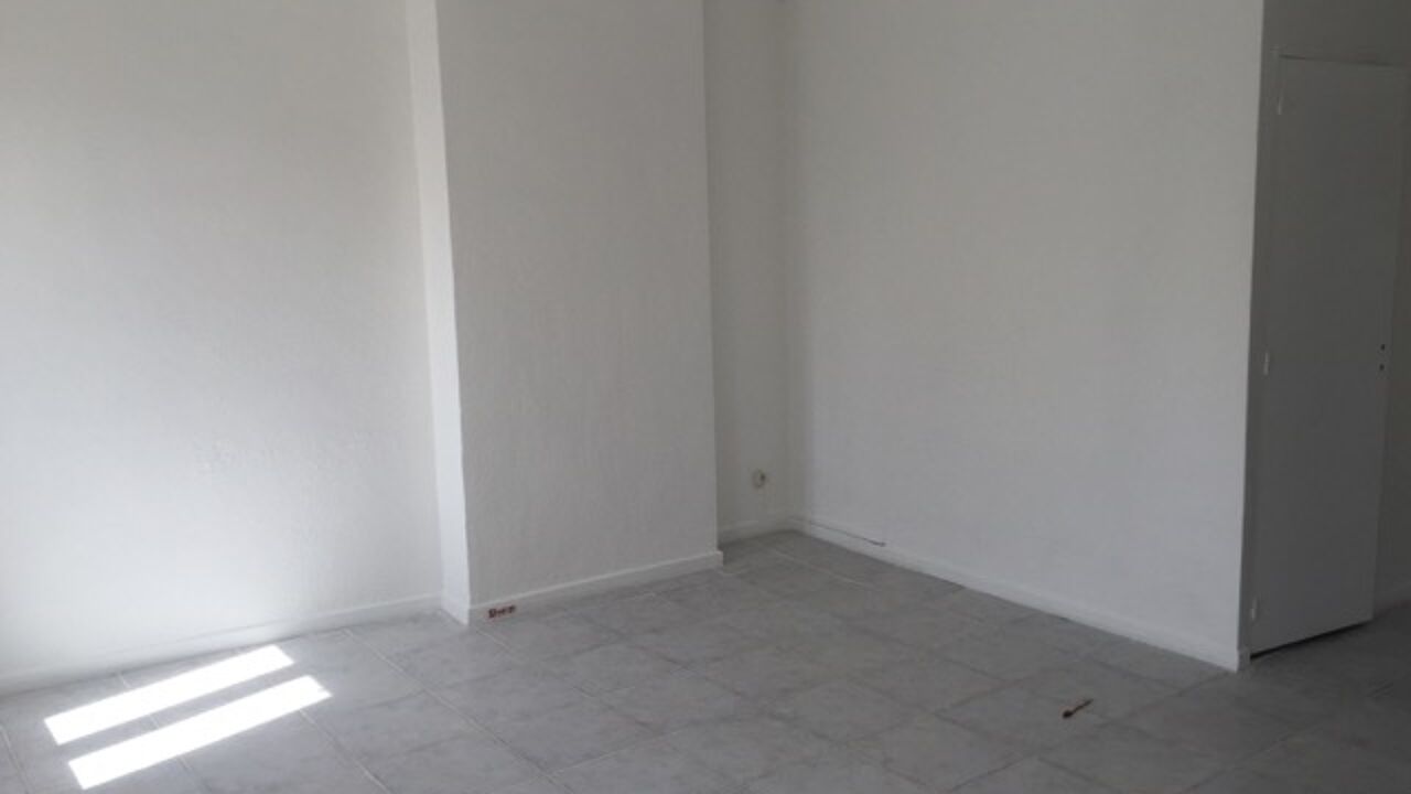 appartement 3 pièces 40 m2 à vendre à Toulon (83000)