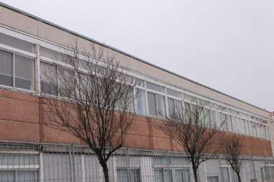 Bureau 15 pièces 935 €