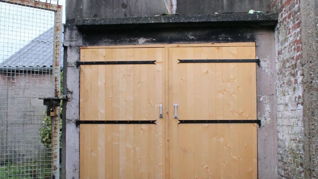 garage  pièces 11 m2 à vendre à Calais (62100)