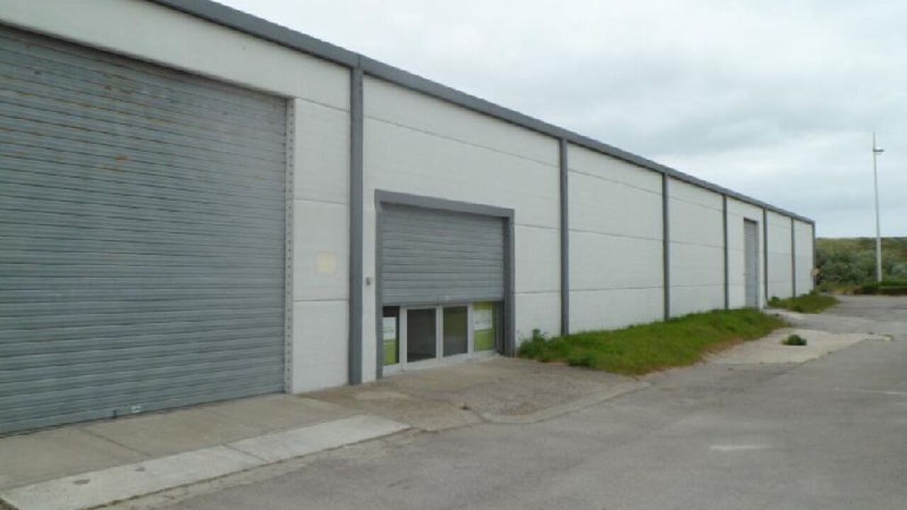 local industriel  pièces 2127 m2 à vendre à Sangatte (62231)