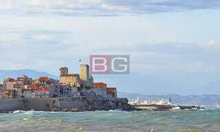 Commerce 1 Pièce 68 m² à vendre à Antibes (06160)