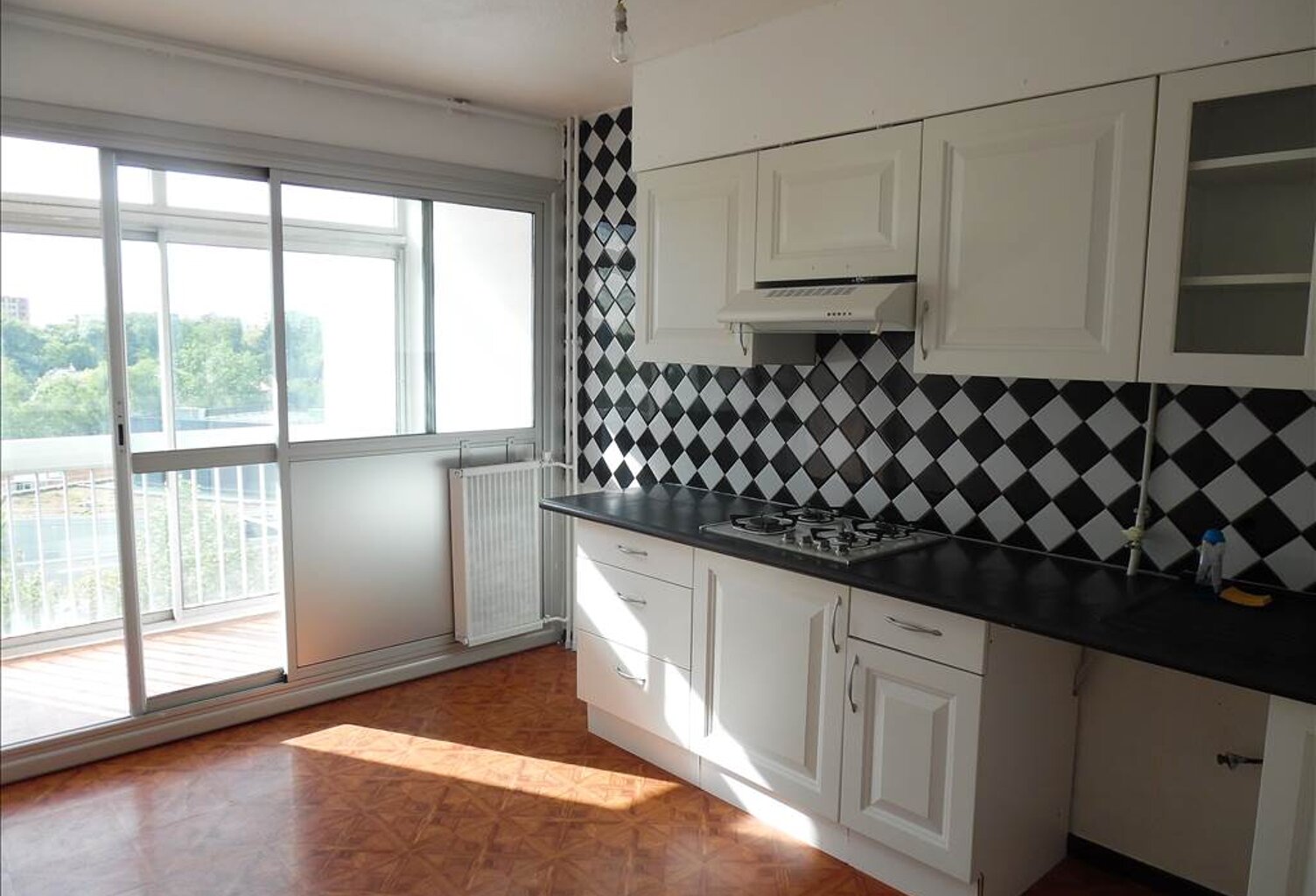 A VENDRE - Appartement — photo 1