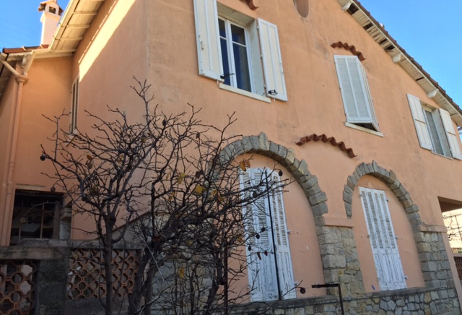 Vente maison 4 pièces  Toulon (83000) — photo 1