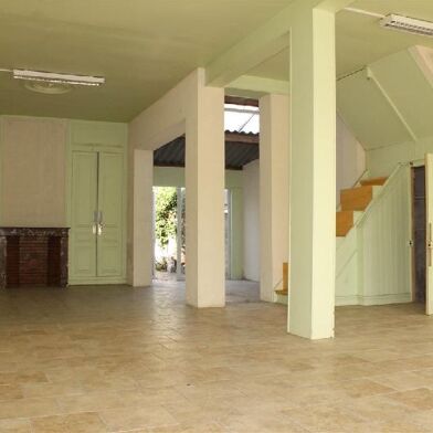 Immeuble  145000 €