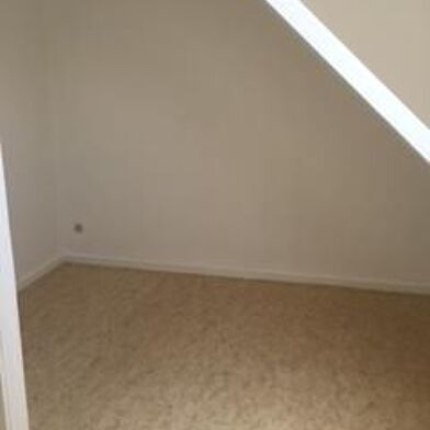 Appartement 3 pièces 470 €