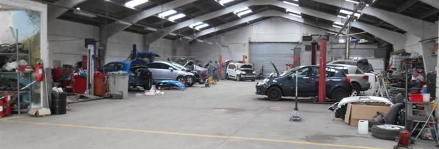 Garage  1000 m² à vendre à Coquelles (62231)