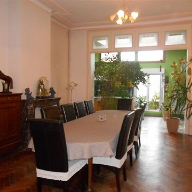 Appartement 4 pièces 180000 €