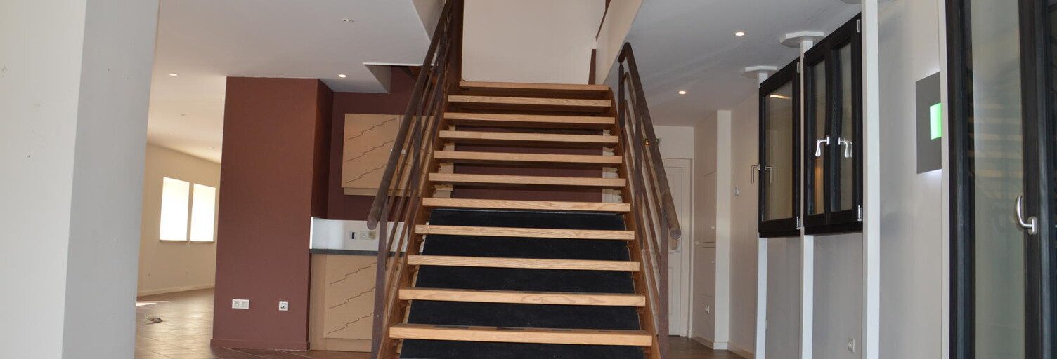 Maison  660 m² à vendre à Charvonnex (74370)