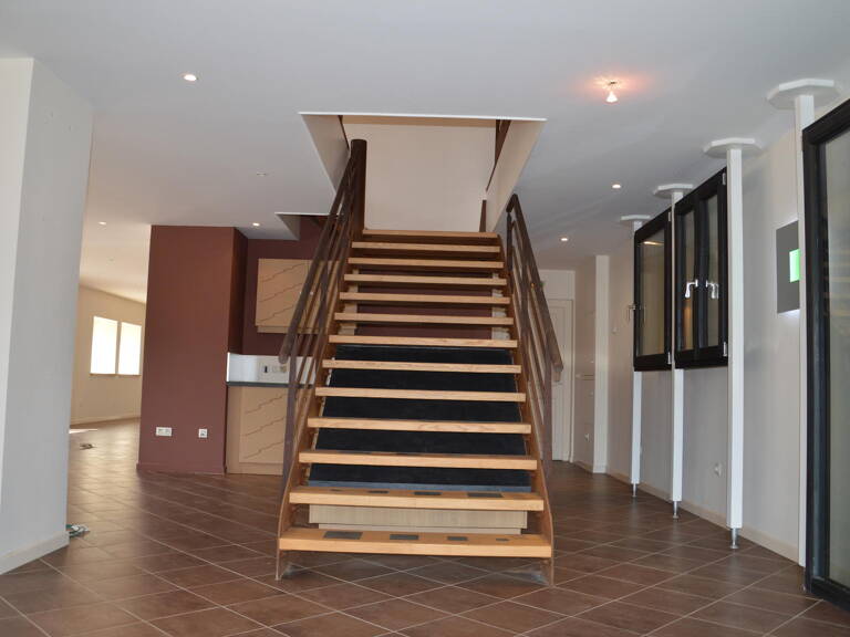 Bâtiment mixte — photo 1