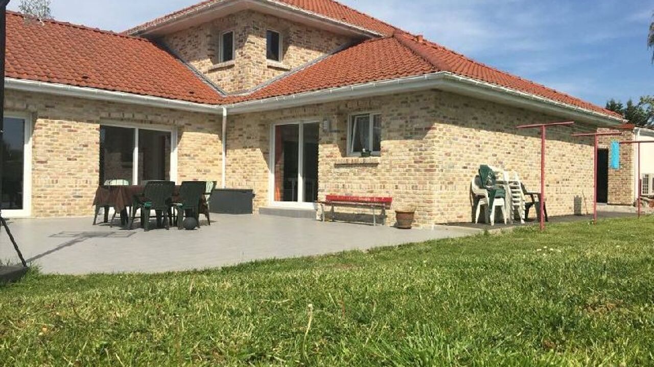 maison 6 pièces 220 m2 à vendre à Calais (62100)