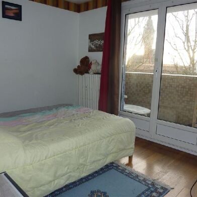 Appartement 4 pièces 105000 €