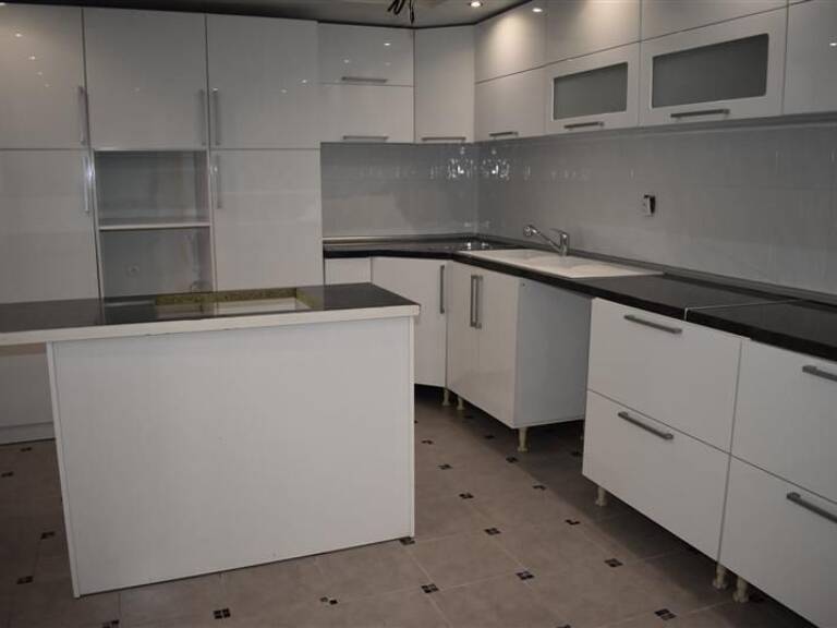 Maison 5 pièces 130 m² — photo 1