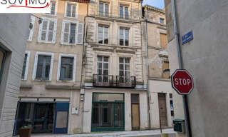 Immeuble  358 m² à vendre à Confolens (16500)