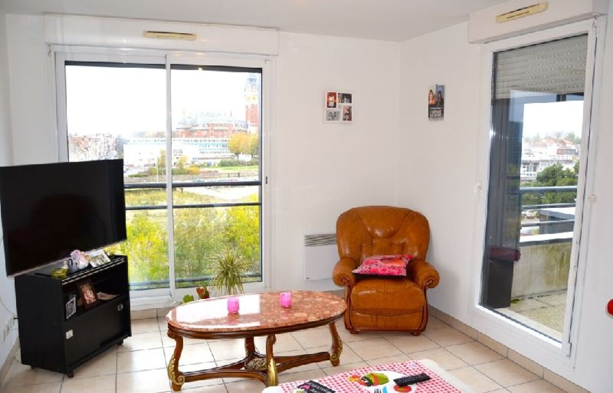 appartement  pièces 65 m2 à vendre à Calais (62100)