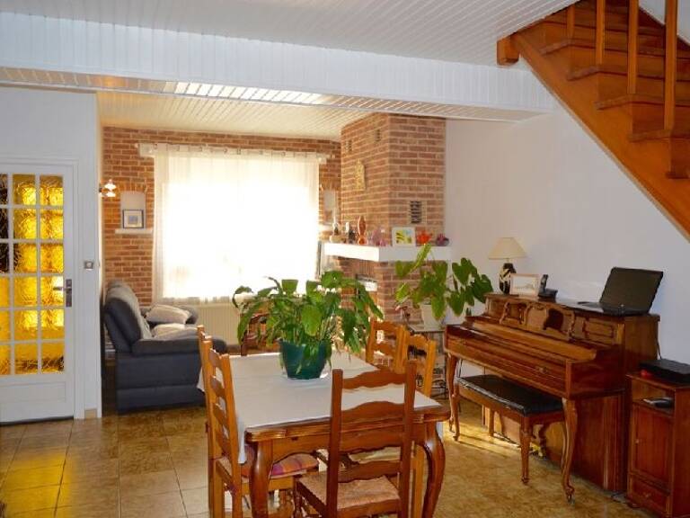 Maison 6 pièces  — photo 1