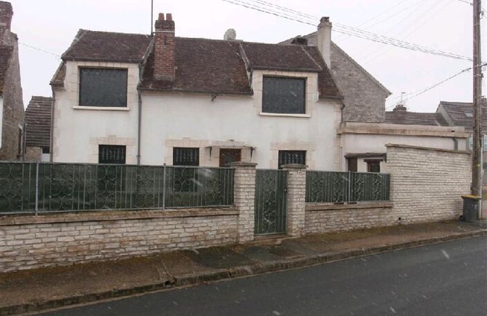 Vente maison 4 pièces 94 m² Thiers-sur-Thève (60520) — photo 2