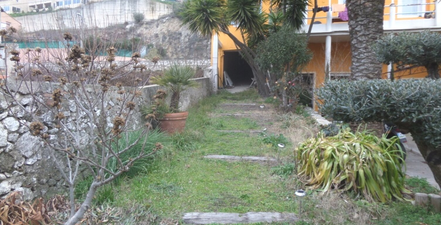 Vente appartement 3 pièces  Marseille 11 (13011) — photo 1