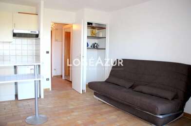 Appartement 1 pièces 740 €