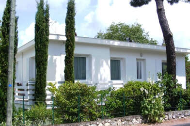 Maison 6 pièces 1397 €