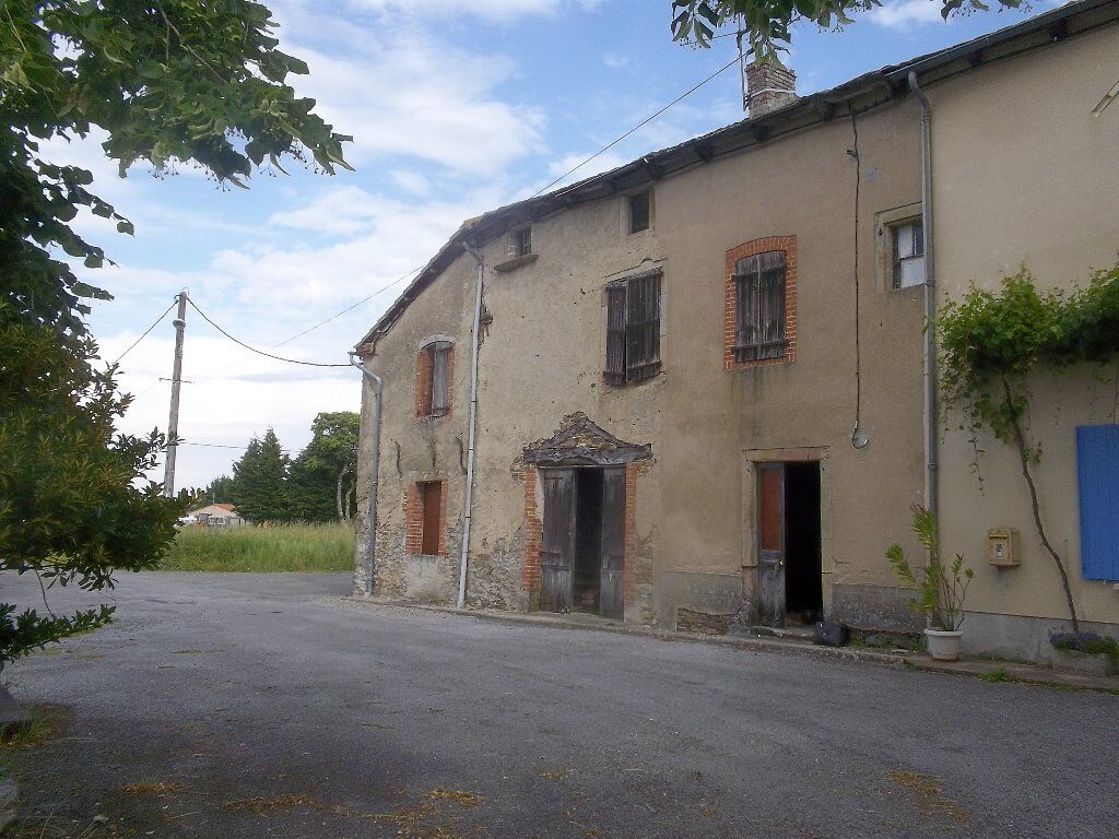 Vente Maison 107 m² à Saint Julien Gaulene 30 000 €